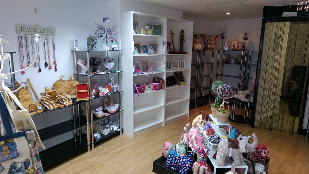 Flute 365 Day 45 Enter the Shop! Stonelaughter Flutes